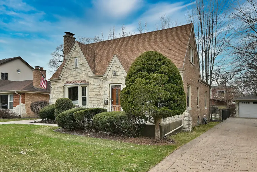 1820 N 78th Court, Elmwood Park, IL 60707 - #3