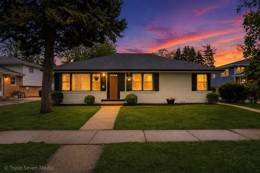 9817 Washington Avenue, Oak Lawn, IL 60453 - #2