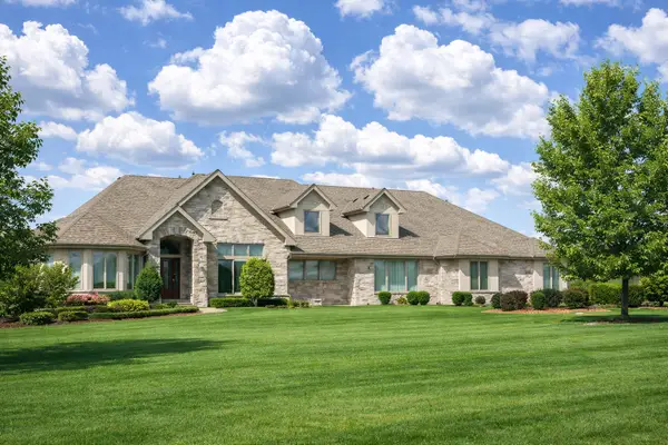 23164 S Dutch Drive, Frankfort, IL 60423