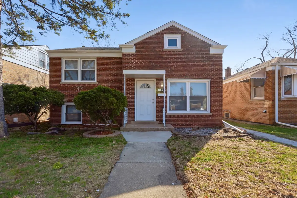 519 Bellwood Avenue, Bellwood, IL 60104 - #1