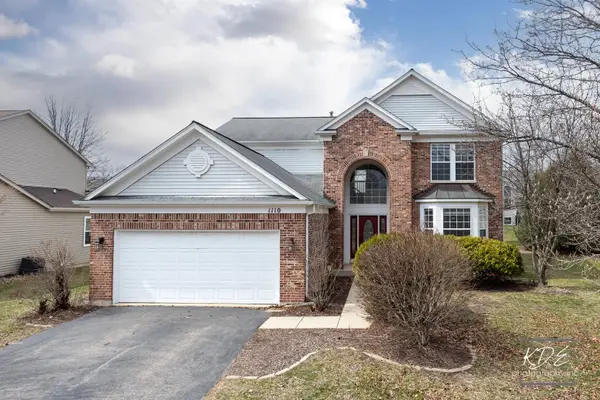 1110 Oakhill Drive, Aurora, IL 60502