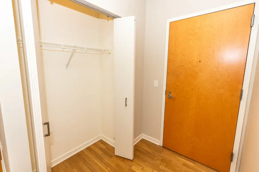 330 W Grand Avenue #1802, Chicago, IL 60654 - #3