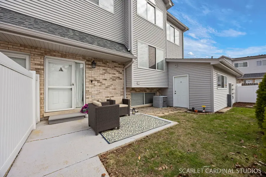 291 Park Ridge Lane #A, Aurora, IL 60504 - #3