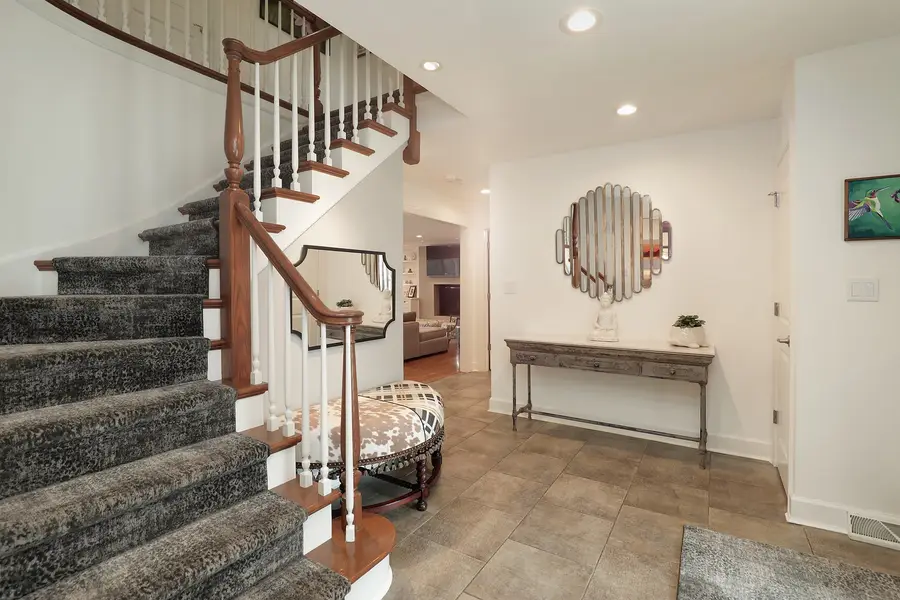 890 Mountain Drive, Deerfield, IL 60015 - #2