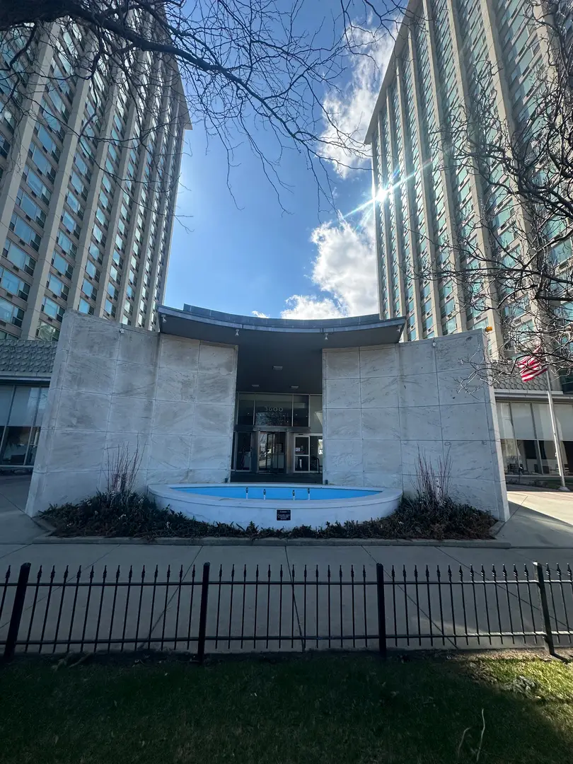 3600 N Lake Shore Drive #1624, Chicago, IL 60613 - #2