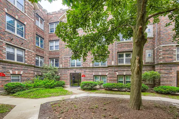 28 S 6th Avenue #1D, La Grange, IL 60525