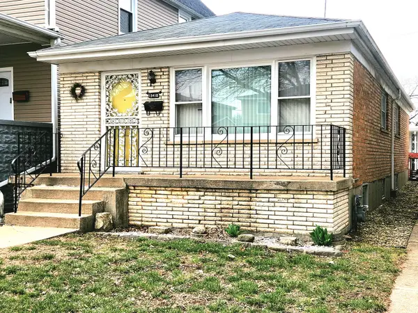 Address Withheld By Seller, Chicago, IL 60633