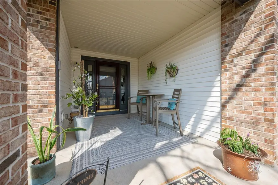 906 Bristol Street, Pingree Grove, IL 60140 - #2