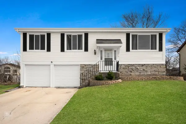 185 Harding Drive, Glendale Heights, IL 60139