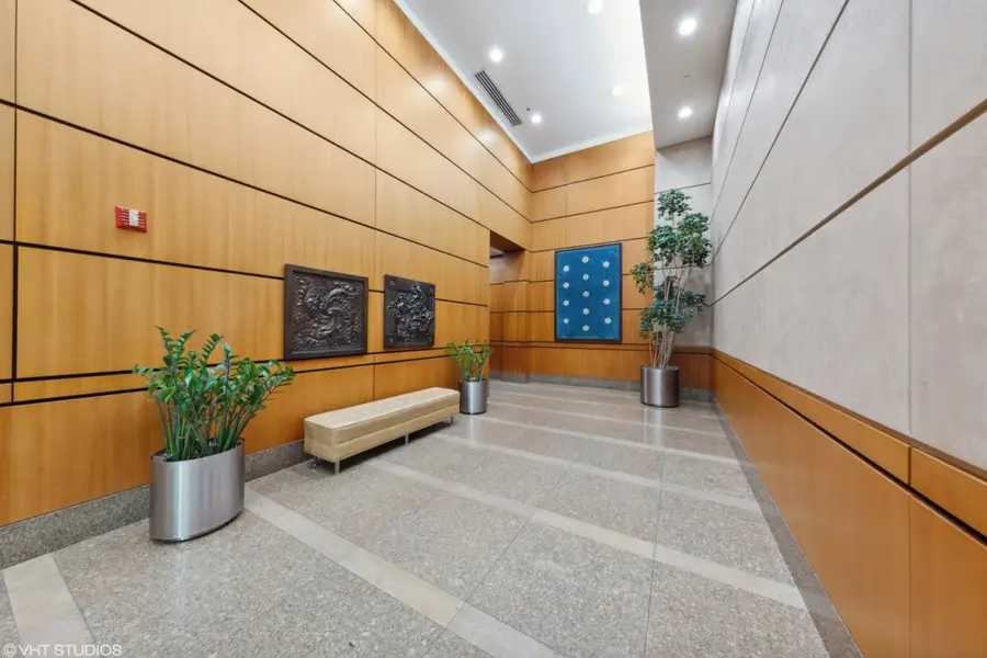 400 N La Salle Drive #1002, Chicago, IL 60654 - #2