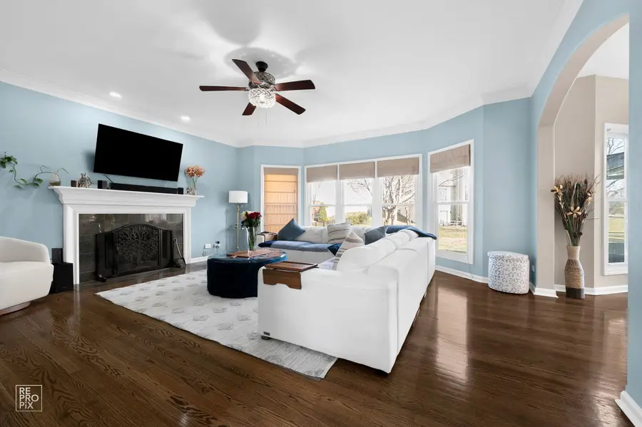 2220 Brookwood Drive, South Elgin, IL 60177 - #3