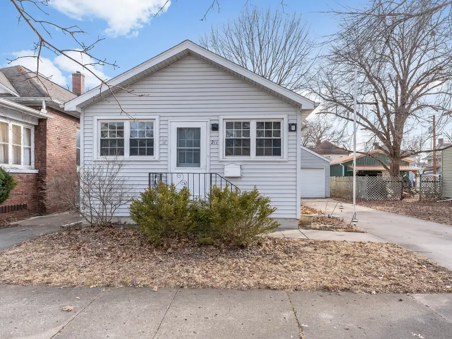 211 Lasalle Street, Streator, IL 61364 - #3