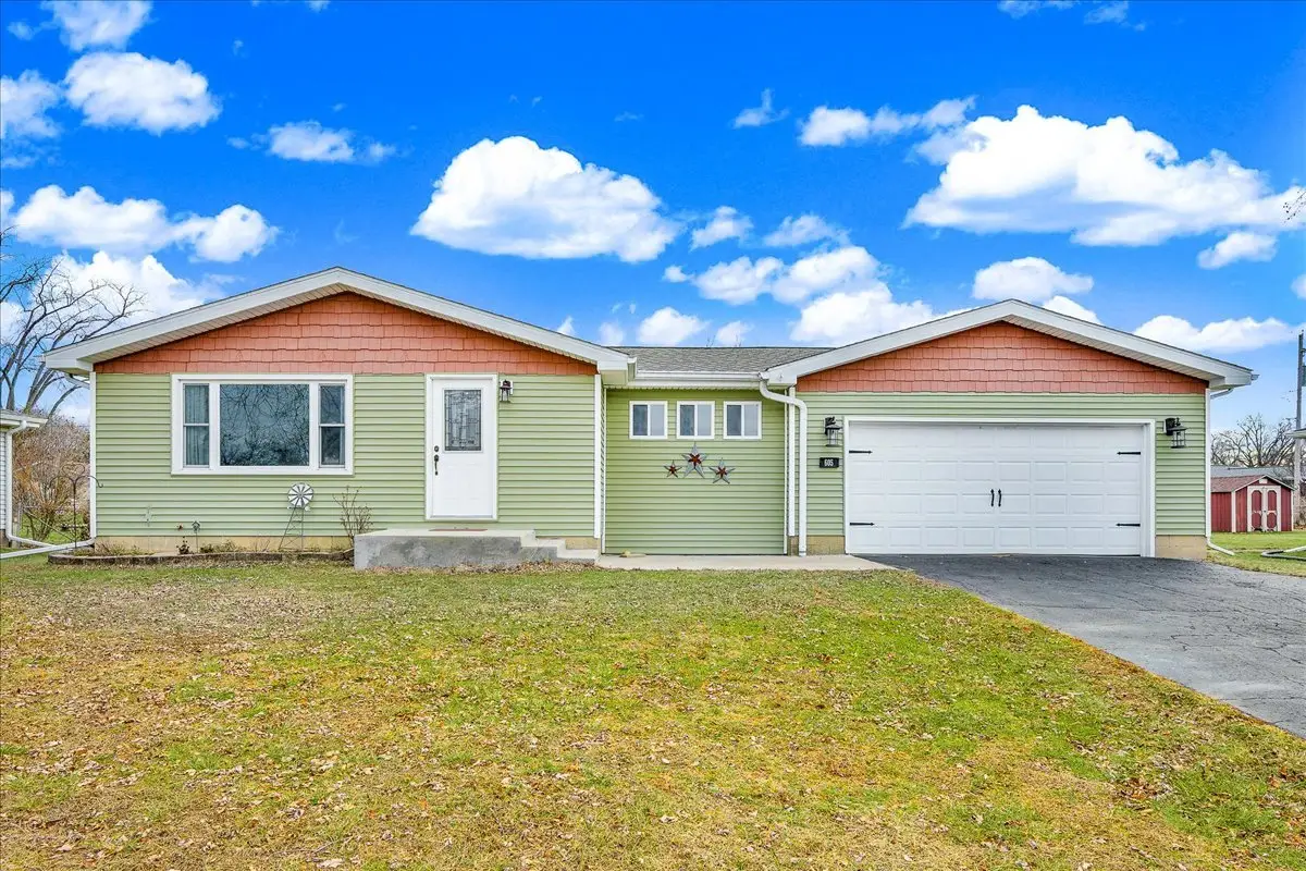 605 Belaire Drive, Washington, IL 61571 - #1