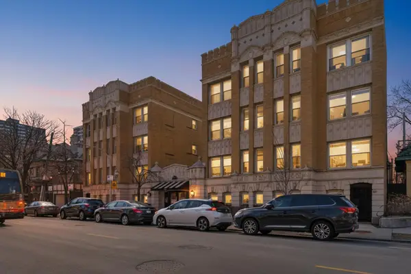 4240 N Clarendon Avenue #209N, Chicago, IL 60613