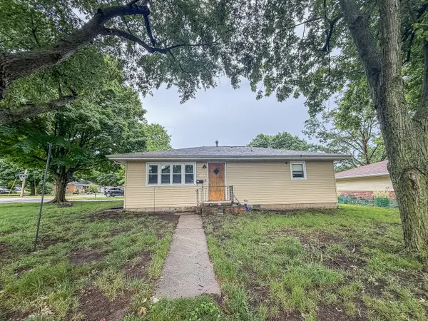 811 N East Street, Leroy, IL 61752