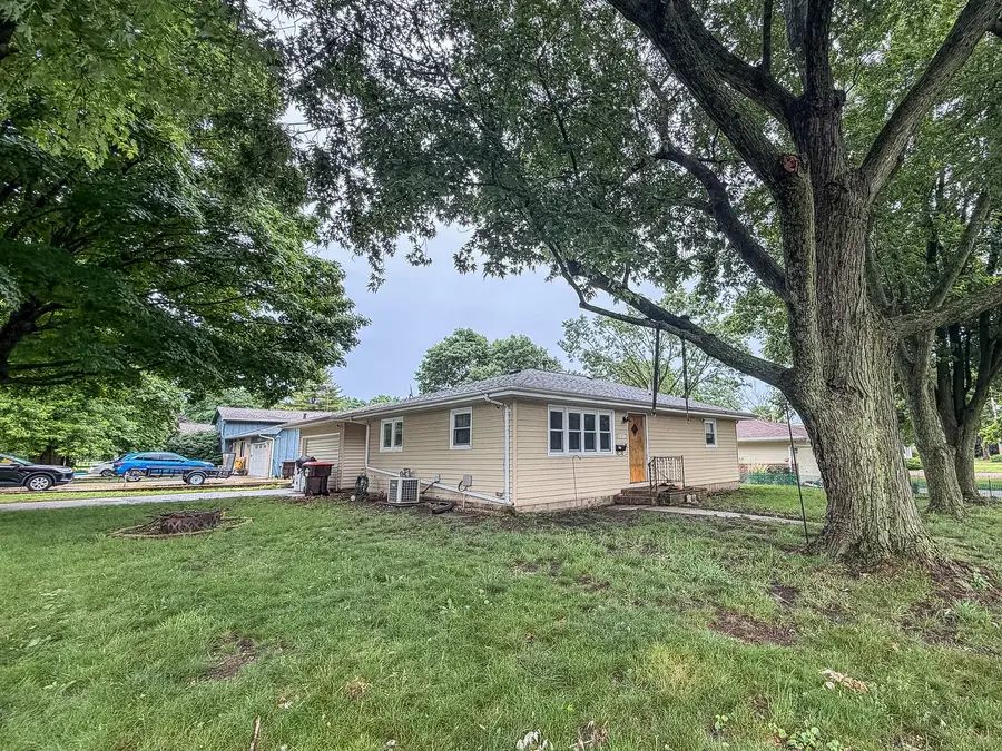 811 N East Street, Leroy, IL 61752 - #2