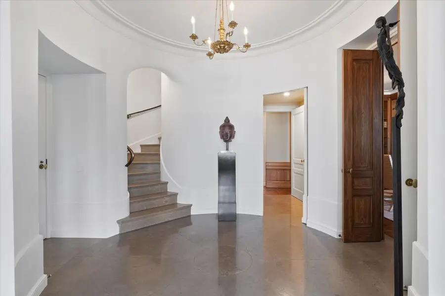 199 E Lake Shore Drive #4W, Chicago, IL 60611 - #2