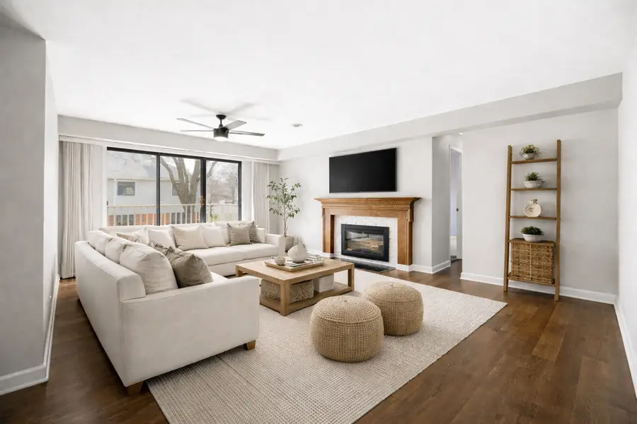 27W685 Grasmere Drive #1808, Winfield, IL 60190 - #2