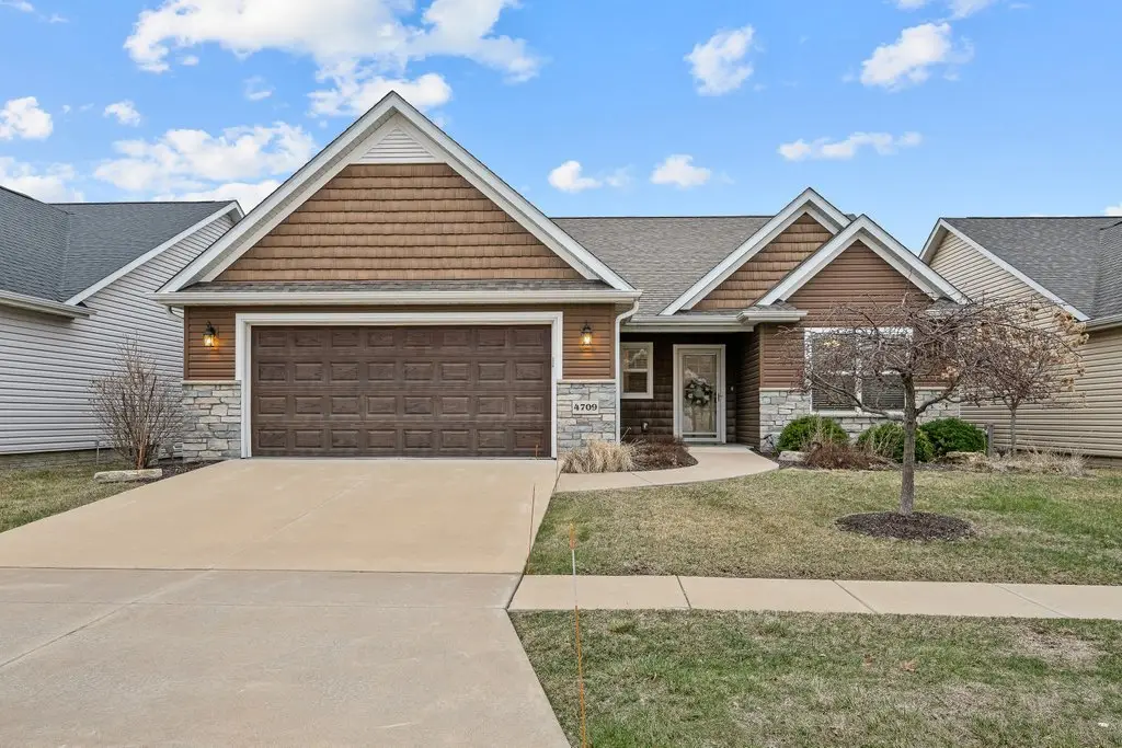 4709 Pheasant Creek Avenue, Davenport, IA 52807 - #1