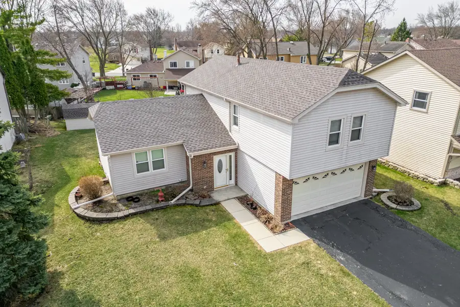 1300 Big Horn Trail, Carol Stream, IL 60188 - #2