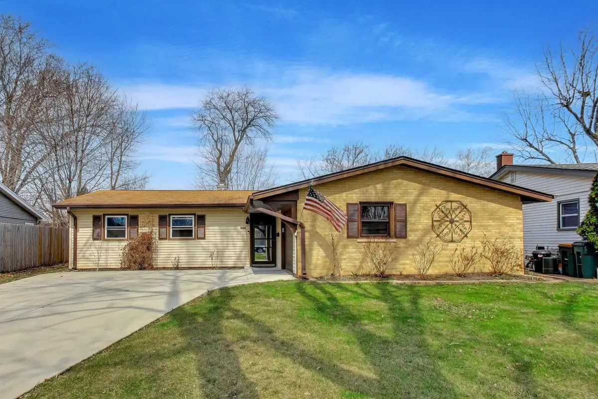 1008 Woodland Drive, Wheeling, IL 60090 - #1