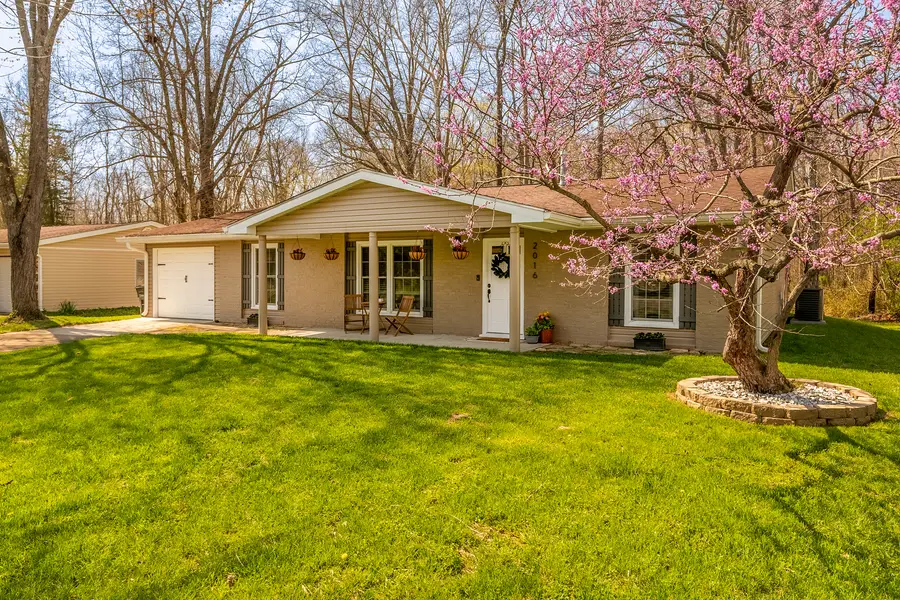 2016 W Norwood Drive, Carbondale, IL 62901 - #2