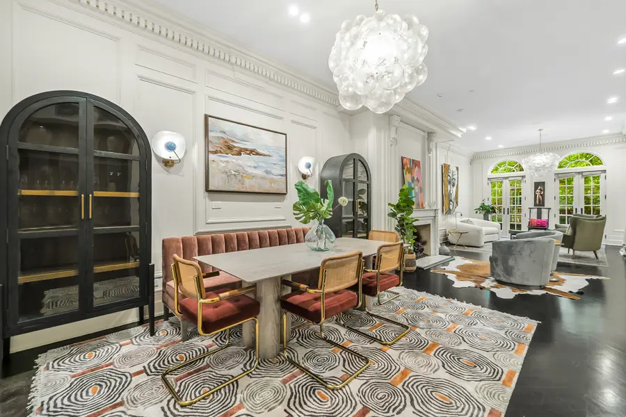 53 E Division Street, Chicago, IL 60610 - #3