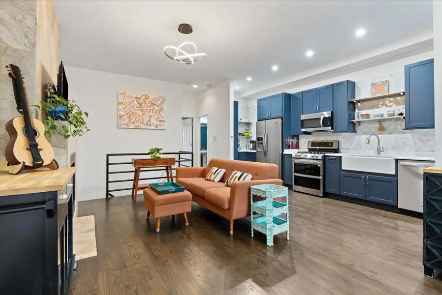 2343 N Leavitt Street #1, Chicago, IL 60647 - #3