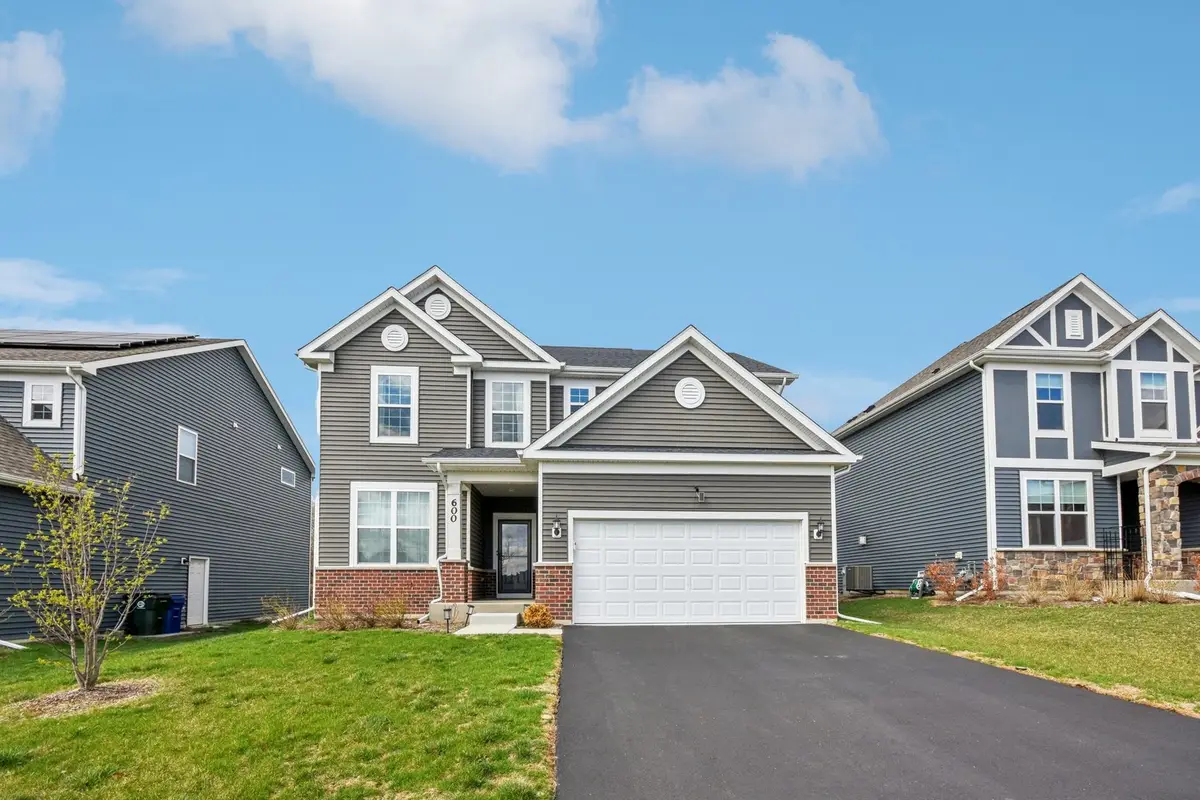 600 Alpine Drive, Algonquin, IL 60102 - #1