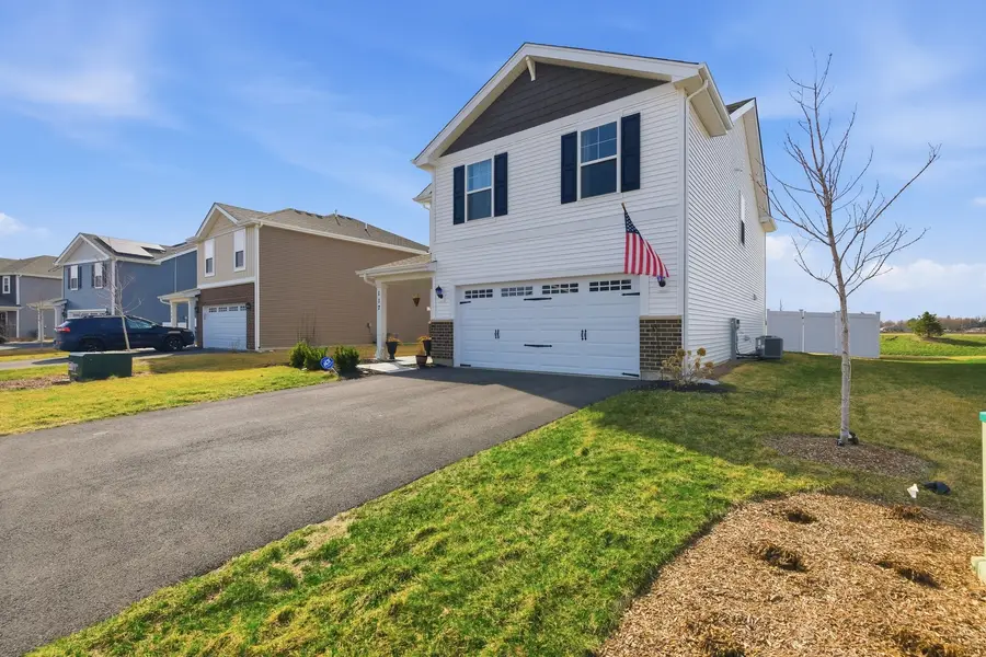 117 Fieldcrest Avenue, Hampshire, IL 60140 - #3