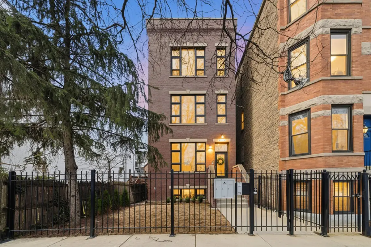 2330 N Hamilton Avenue #3, Chicago, IL 60647 - #1