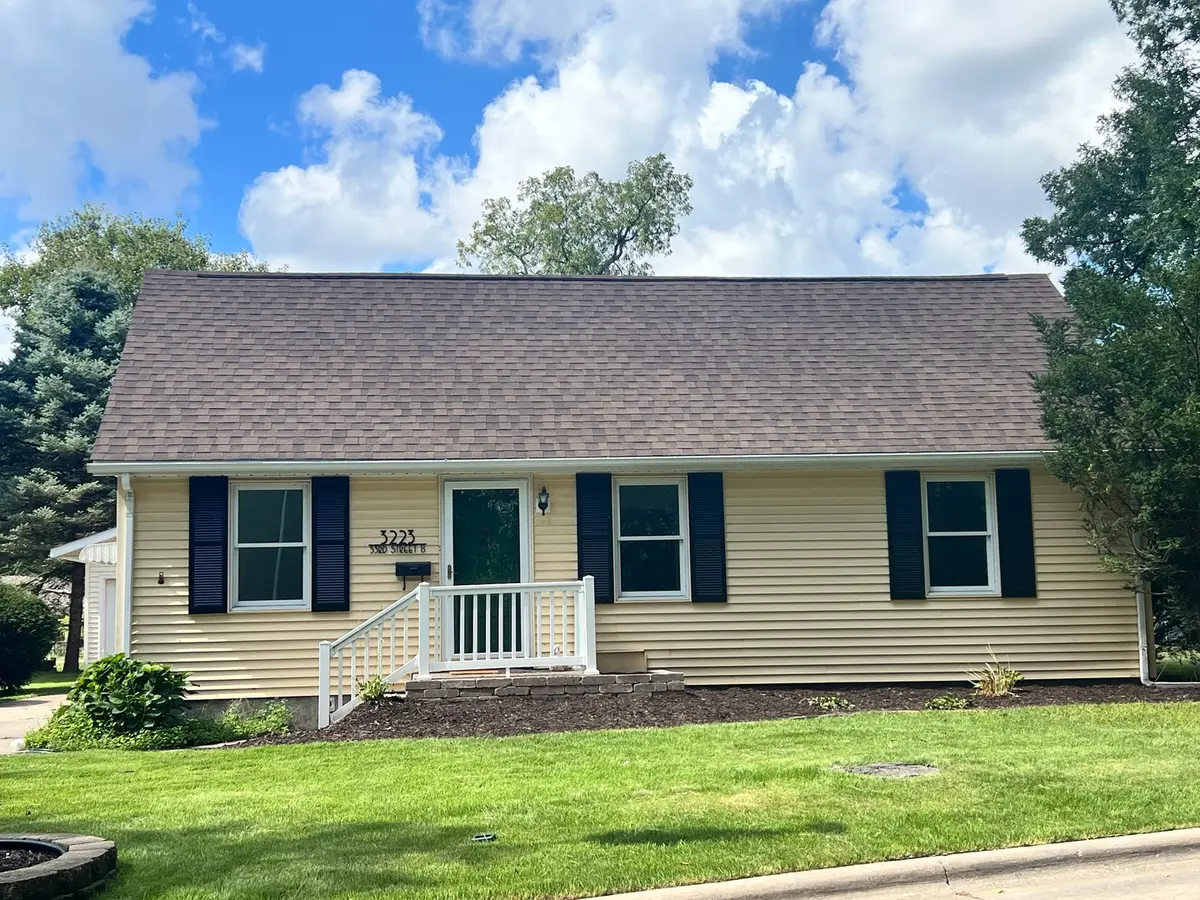 3223 53rd Street B, Moline, IL 61265 - #1
