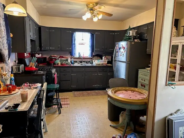 1025 E 1st Street, Coal City, IL 60416 - #3