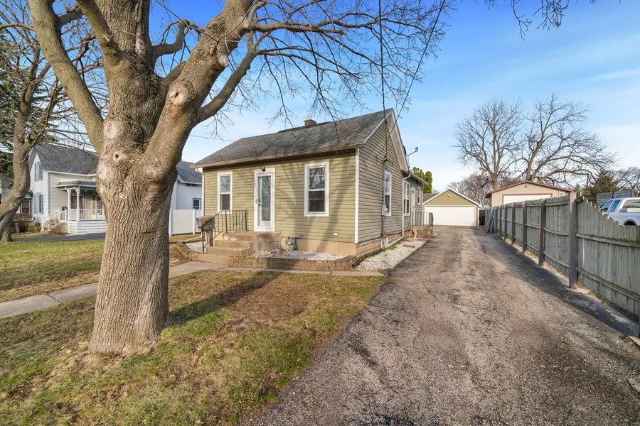 1208 Whitney Boulevard, Belvidere, IL 61008 - #3