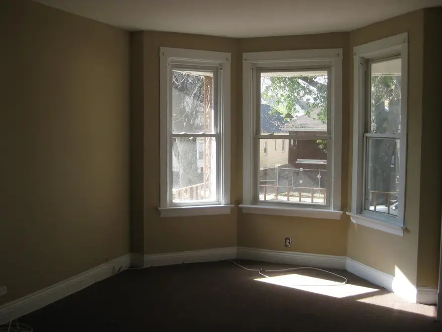 8523 S Muskegon Avenue, Chicago, IL 60617 - #3