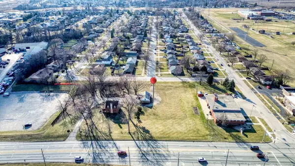 2213 Weber Road S, Crest Hill, IL 60403