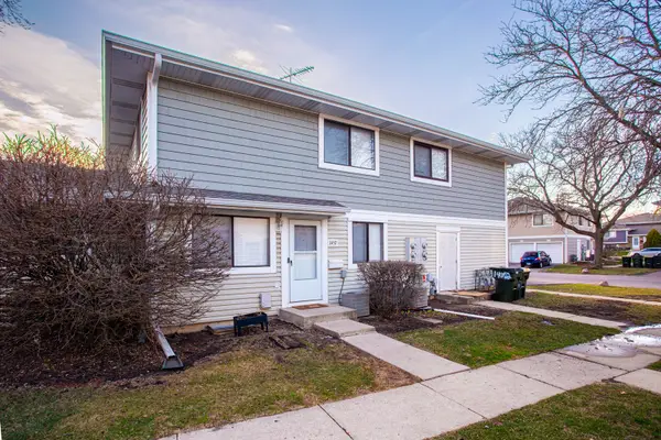 1452 Bear Flag Drive #1, Hanover Park, IL 60133