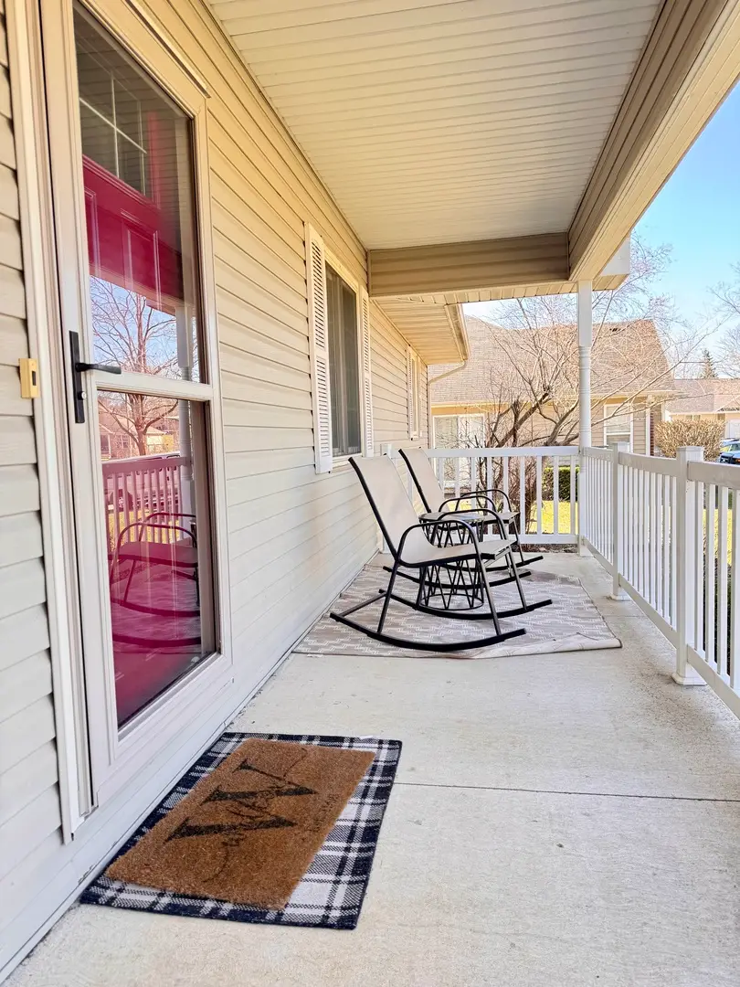 402 Woodside Place, Dixon, IL 61021 - #2