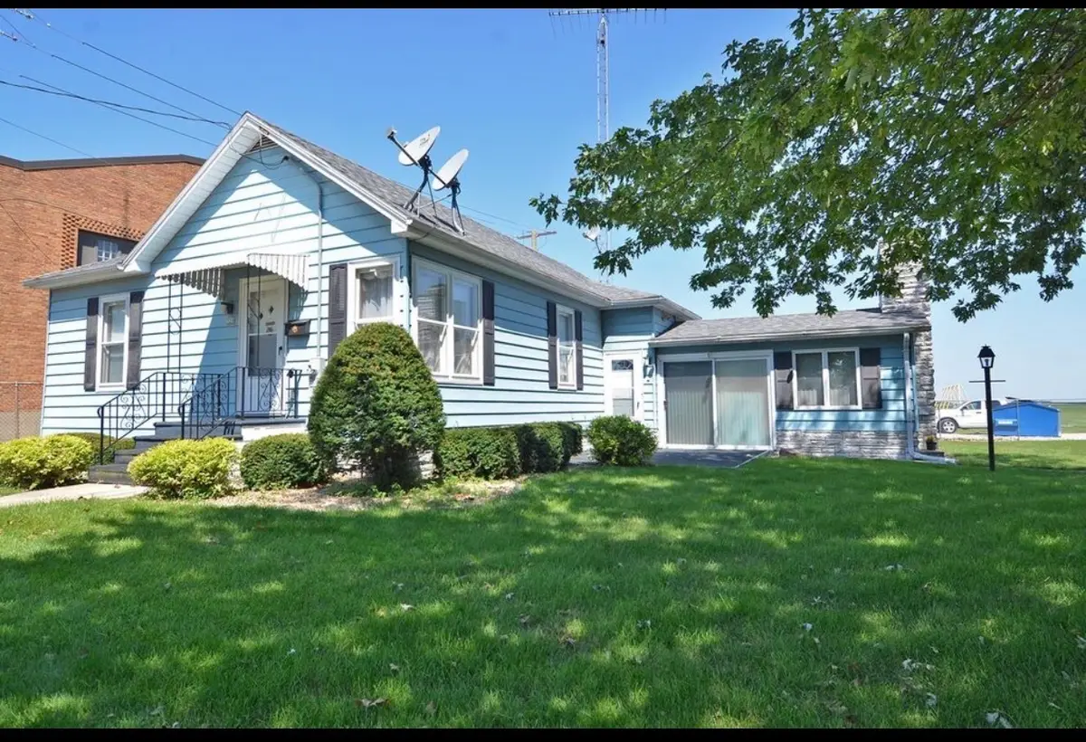 320 W Main Street, Grand Ridge, IL 61325 - #1