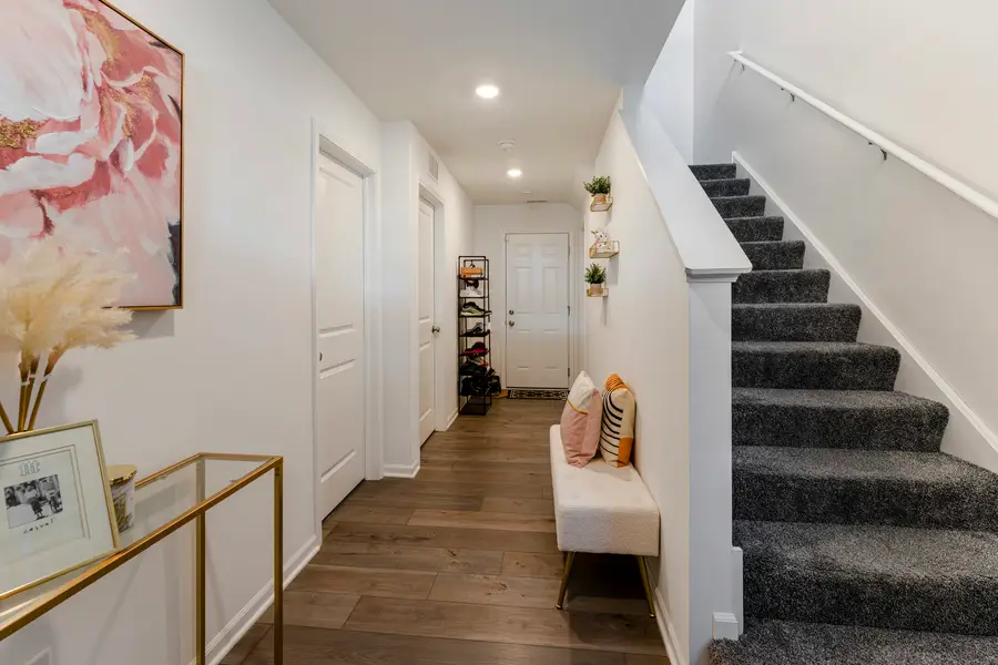 482 Comstock Rd Road, South Elgin, IL 60177 - #3