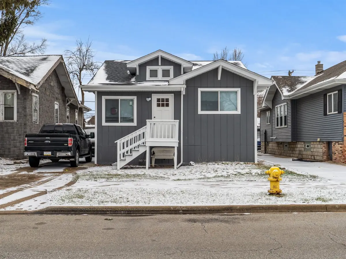 319 156th Place, Calumet City, IL 60409 - #1