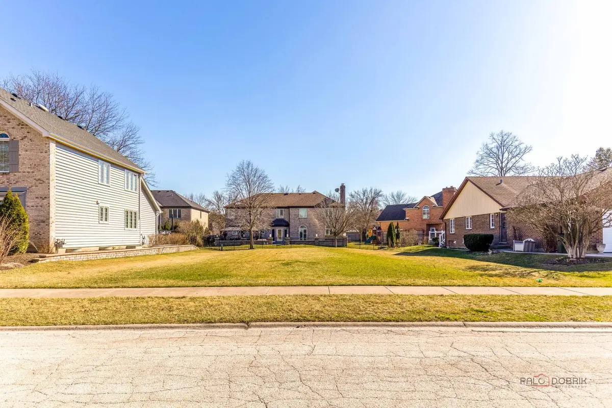 1309 E Brookwood Drive, Arlington Heights, IL 60004 - #1