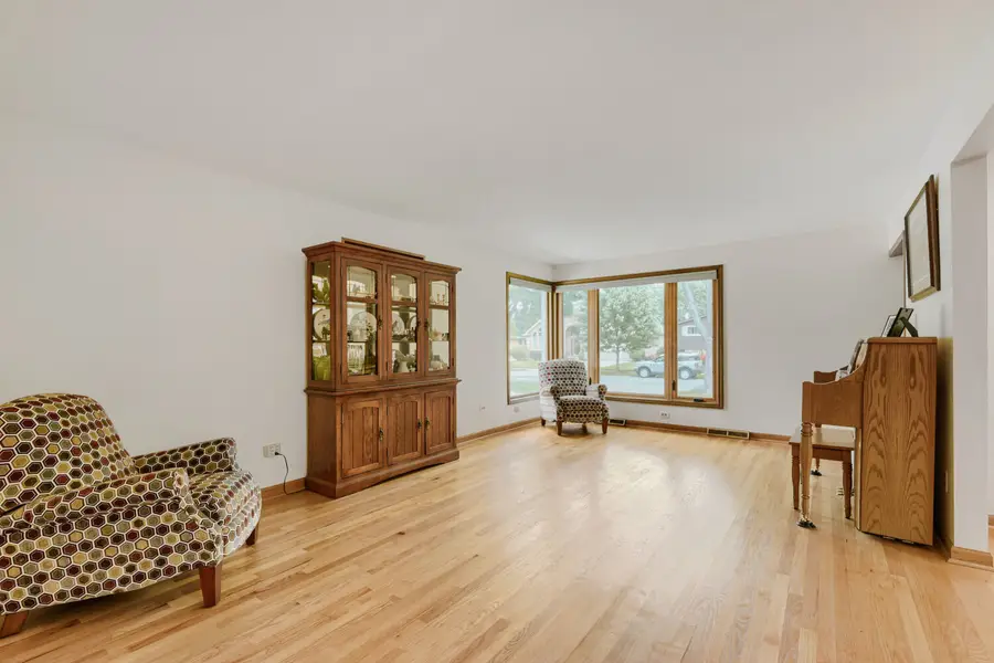 600 Willow Street, Itasca, IL 60143 - #2