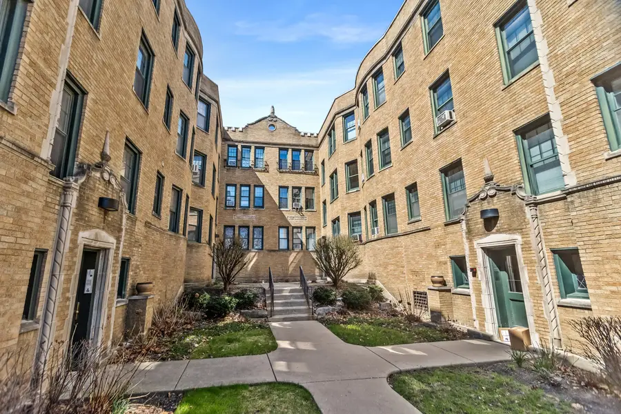 146 Clyde Avenue #2E, Evanston, IL 60202 - #2