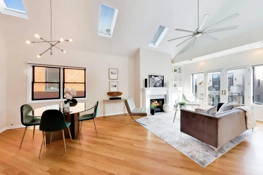 1532 W Fry Street #3, Chicago, IL 60642 - #3