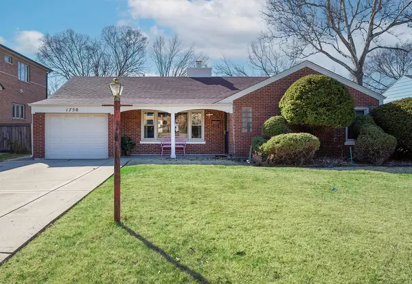 1750 Potter Road, Park Ridge, IL 60068