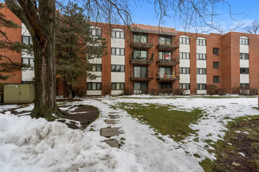 2086 Saint Johns Avenue #306, Highland Park, IL 60035 - #2