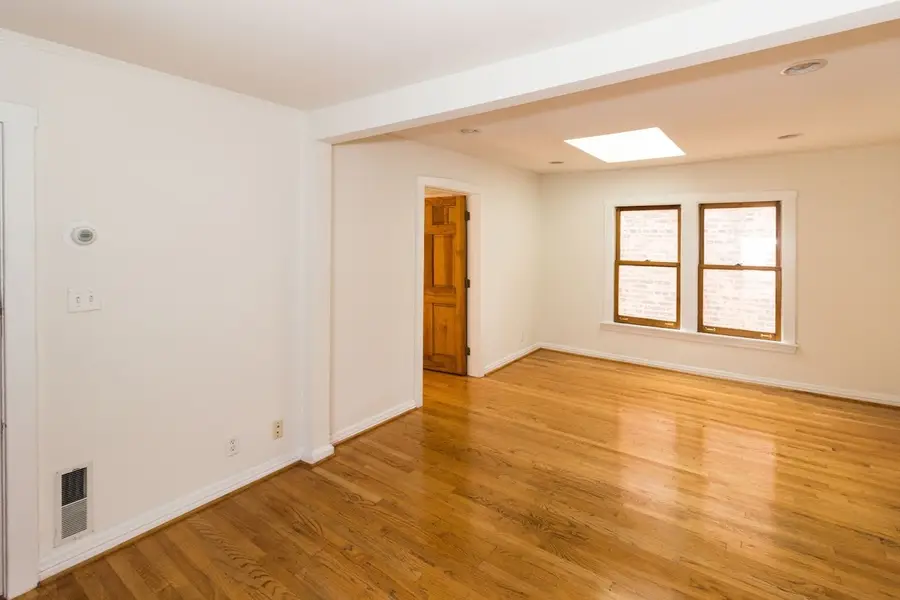 3246 N Richmond Street, Chicago, IL 60618 - #3