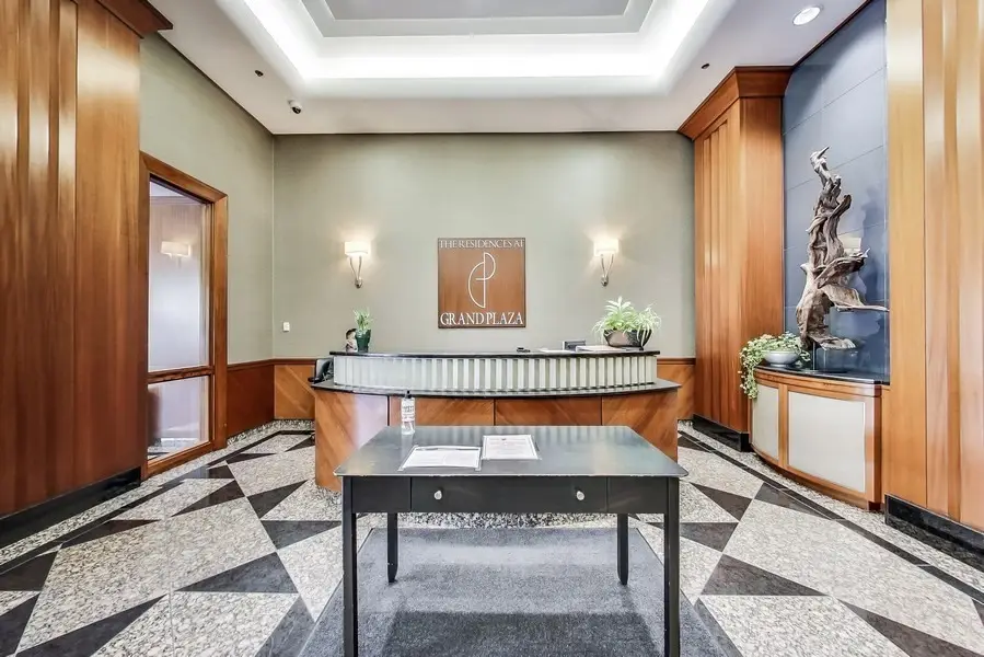 545 N Dearborn Street #1809, Chicago, IL 60654 - #2