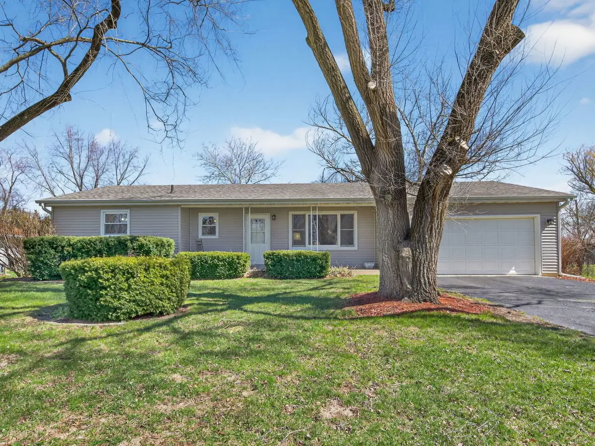 475 N 4th Avenue, Coal City, IL 60416 - #1